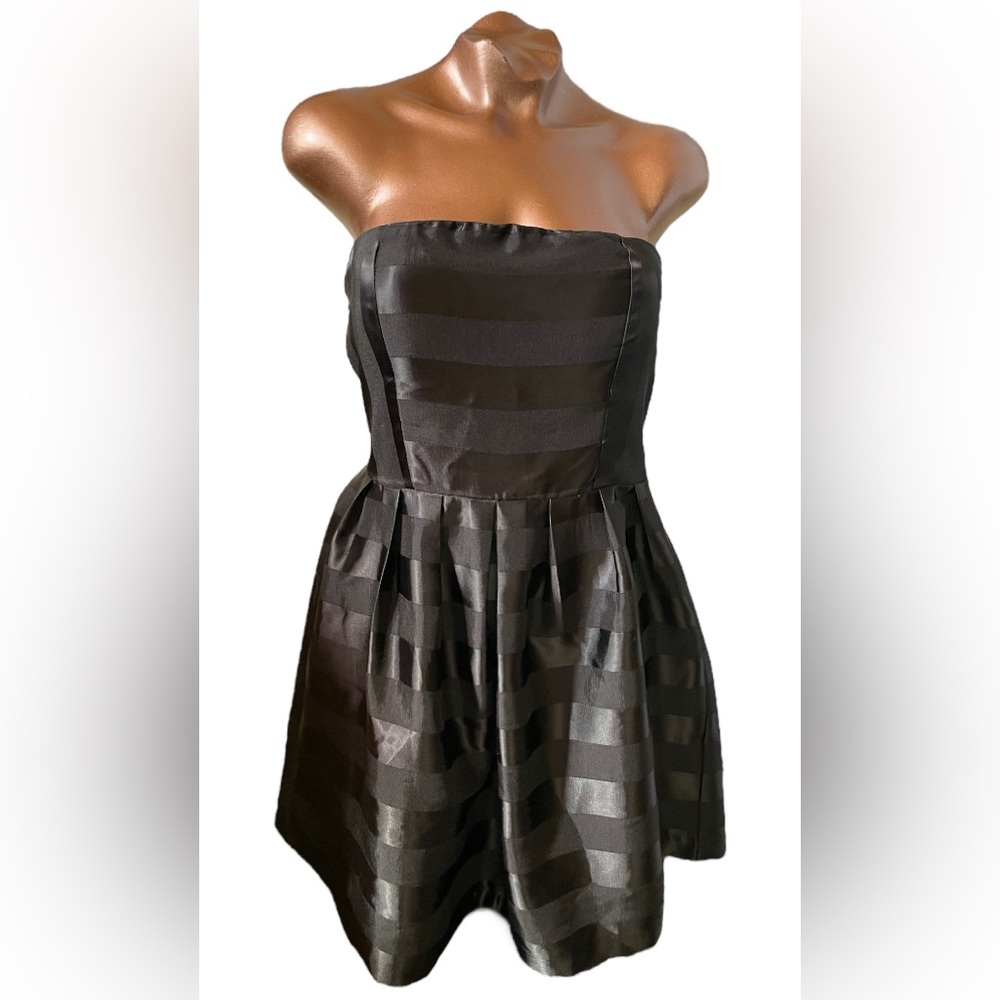 Gracia Satin Strapless Dress